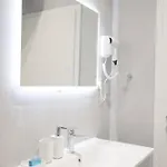 Lana Luxe * Tirana